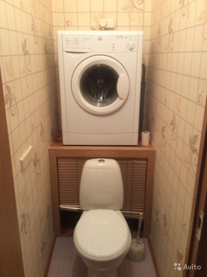 Расположение стиральной машины в туалете