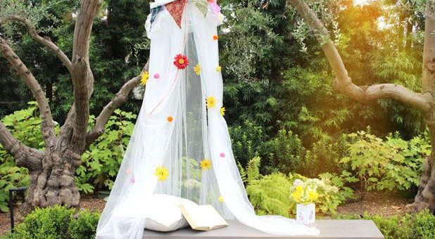 Балдахин для уголка уединения – Как сделать легкий летний уличный и кроватный балдахин для защиты от насекомых