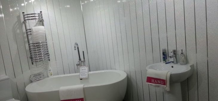 Дизайн ванной комнаты пластиковыми панелями фото