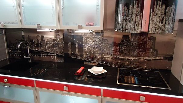 Фартук для кухни какой лучше