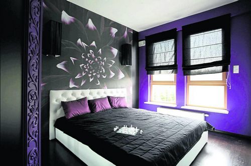 Фиолетовые обои в спальне фото – какого выбрать, сиреневые, фото, серые, голубые, темные, в полоску в интерьере, фиолетовые, какой лучше, видео