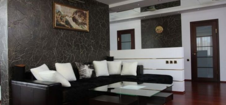 Фото гостиная совмещенная с прихожей