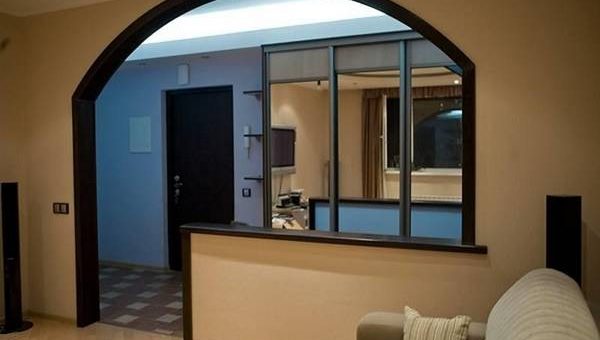 Фото кухня с аркой в гостиную – интерьер и дизайн, двери, красивый коридор, столовая большая, как отделать по моде 2017