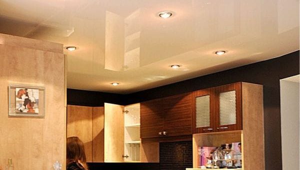 Фото потолков натяжных для кухни