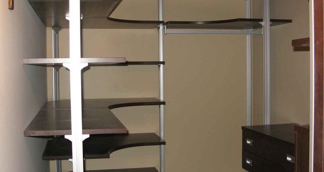 Гардеробная своими руками в маленькой комнате фото