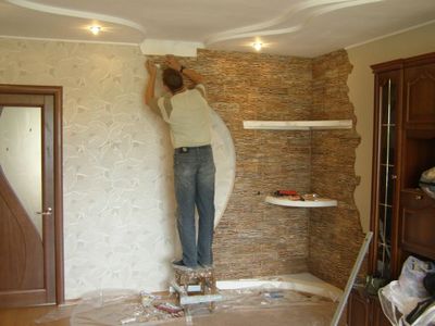 Искусственный камень в квартире фото