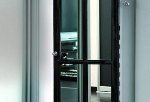 Как обновить старый шифоньер – Как обновить старый шкаф. Реставрация старого шкафа своими руками. Методы реставрации старого шкафа. Особенности работы с разными техниками.Информационный строительный сайт |