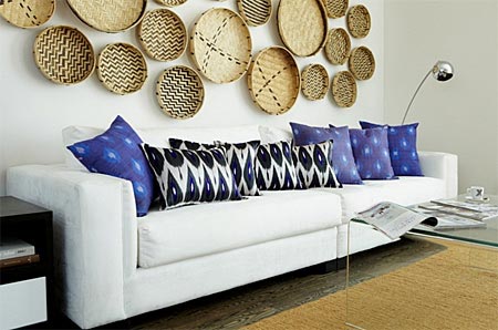 Как оформить стену в комнате красиво – Как украсить пустую стену — оформление и заполнение стены в комнате. Советы дизайнера интерьеров.