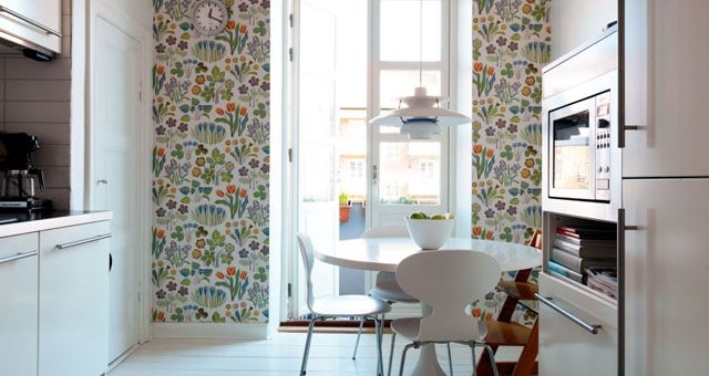 Как оклеить кухню обоями – пошаговая инструкция. Отделка кухни обоями. Как выбрать обои для кухни и правильно их наклеить.Информационный строительный сайт |