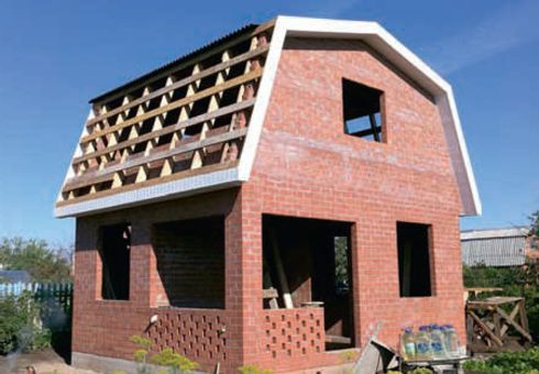 Как построить своими руками дом из кирпича