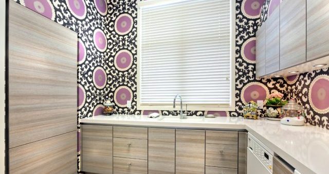 Как выбрать обои для кухни моющиеся