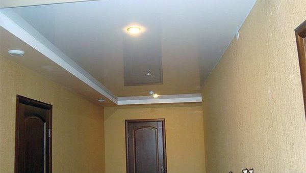 Какой потолок лучше сделать в коридоре – какой лучше сделать в коридоре, дизайн подвесного потолка в прихожую, натяжной потолок в маленькой прихожей, варианты отделки реечными потолками