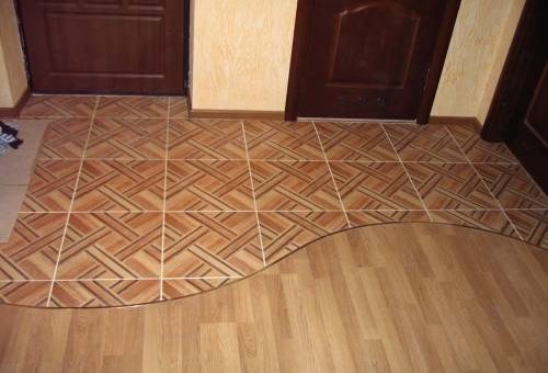 Комбинация плитки и ламината в коридоре фото – Комбинированный пол плитка и ламинат, сочетание покрытий, переход от одного к другому, укладка своими руками: инструкция, фото- и видео-уроки