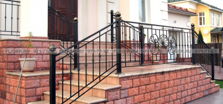 Кованые перила для крыльца частного дома – для частного дома, магазина, учреждения, почему именно художественная ковка, какие бывают виды, сочетания, элементы; все подробности