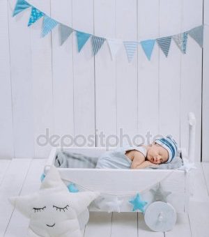 Кроватка картинка для детей – Картинки кроватка для новорожденного, Стоковые Фотографии и Роялти-Фри Изображения кроватка для новорожденного