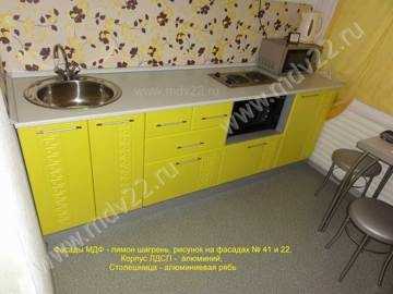 Угловые кухни желтого цвета