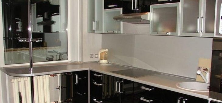 Кухни угловые малогабаритные с барной стойкой фото – Маленькие угловые кухни — дизайн малогабаритных кухонь фото с барной стойкой