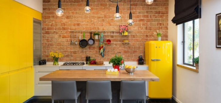 Кухня бледно желтая – Желтая кухня — фото дизайнерских решений для маленьких и больших пространств