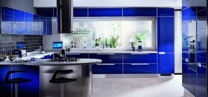Кухня черно синяя