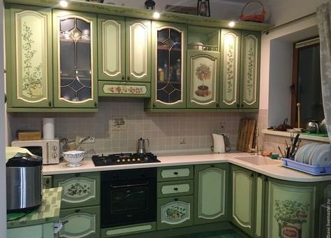 Кухня фисташковая в стиле прованс – Французский шик на 5 квадратных метрах. Фисташковая кухня в стиле Прованс с холодильником и газовой колонкой | Какую кухню купить?