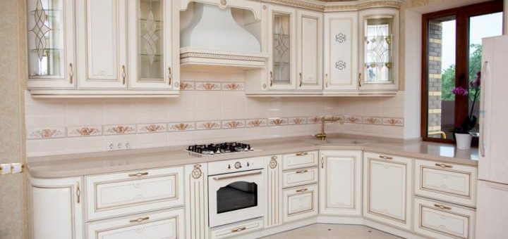 Кухня классическая фото