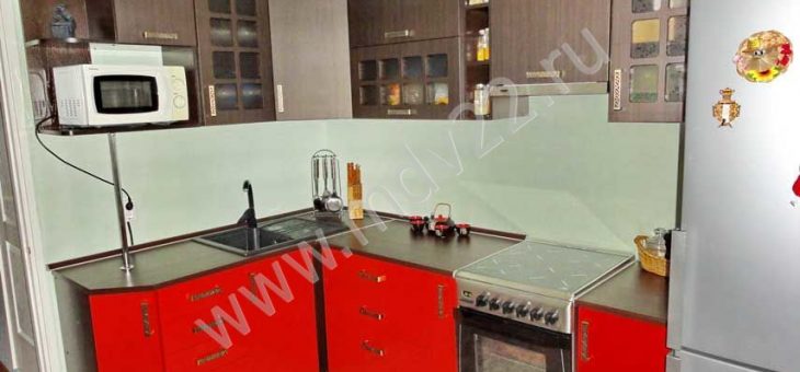 Кухня угловой низ прямой верх – Размеры углового кухонного шкафа: виды гарнитуров для кухни, напольные шкафчики