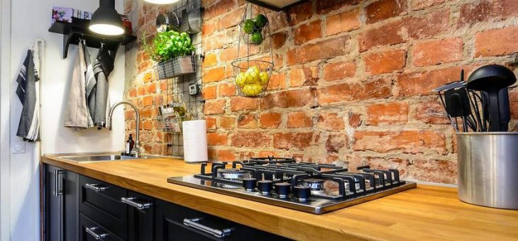 Кухонный фартук из кирпича