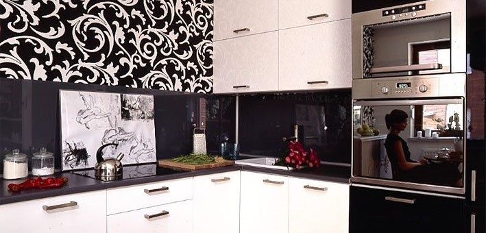 Кухонный гарнитур черно белый какие обои подойдут – Кухонный гарнитур черно белый какие подойдут обои. Расцветка для белой кухни. Недостатки флизелиновых обоев