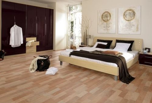 Ламинат фото в спальне