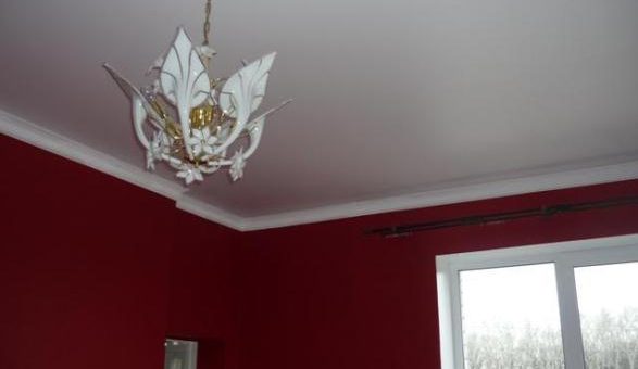 Матовые и глянцевые натяжные потолки фото