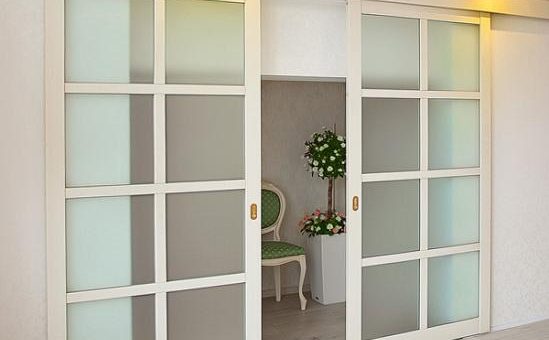 Межкомнатные раздвижные двери внутри стены – Раздвижные перегородки очень универсальны! 50 фото в интерьере. Двери раздвижные межкомнатные внутри стены