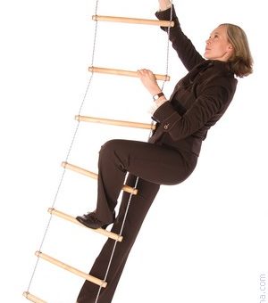 На лестничной – Сонник На лестничной площадке проход к лестнице закрыт стеной. К чему снится На лестничной площадке проход к лестнице закрыт стеной видеть во сне