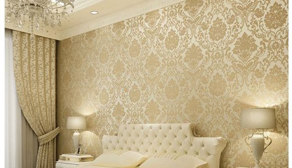 Наклеить обои или поклеить – Как клеить обои правильно? Как поклеить флизелиновые, виниловые или бумажные обои в углах и на потолок расскажет Леруа Мерлен.