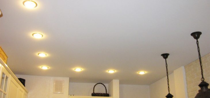 Натяжные потолки фото какие бывают – Какие бывают потолки и какие лучшие: виды и формы натяжных подвесных потолков в доме, материалы (фото)