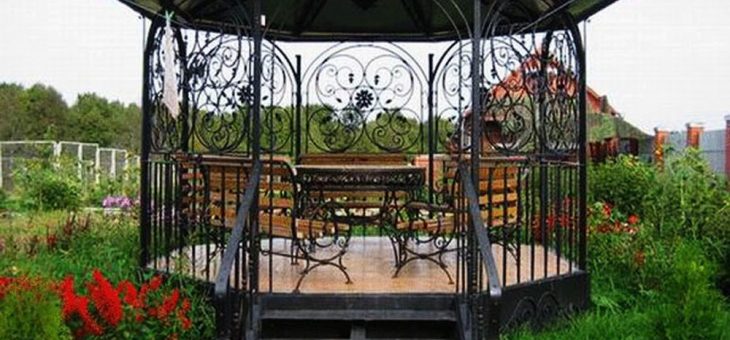 Оформление беседки на даче – свадебное, видео-инструкция по созданию интерьера в садовой, летней, открытой конструкции на день рождения в морском стиле своими руками, фото