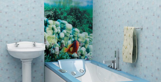 Отделка пвх панелями ванной в деревянном доме – Отделка ванной комнаты своими руками: плиткой, пластиковыми панелями, в деревянном доме , фото и видео