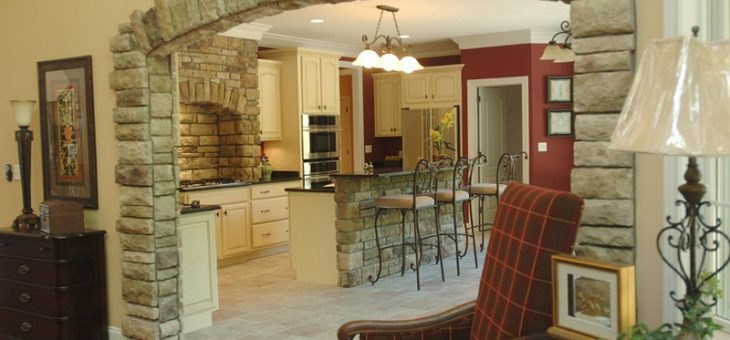 Отделка стен искусственным камнем – Облицовка гостиной натуральным и искусственным камнем своими руками: инструкция и советы по монтажу. Достоинства и недостатки материалов