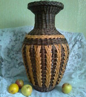 Плетение видео вазы из газетных трубочек мастер класс для начинающих – Плетение вазы из газетных трубочек: советы, техники, интересные модели