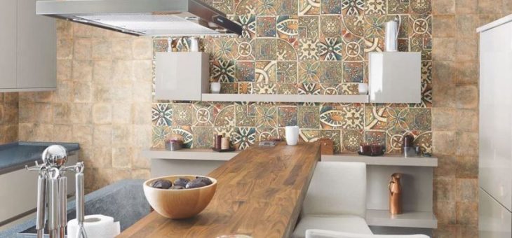 Плитка на кухне на стене дизайн фото – Плитка для кухни — 170 фото плитки на пол и для фартука, лучшие идеи оформления кухни плиткой