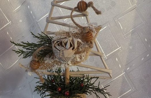 Поделки из бумажных трубочек своими руками – Урок по скручиванию трубочек из бумаги. МК для новичков. — Поделки из газет — Бумага — Каталог статей — УМЕЛЫЕ РУЧКИ