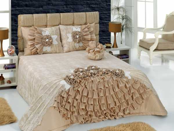 Настенные подушки для кровати