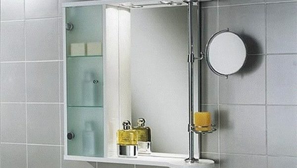 Полочки для ванной комнаты с зеркалом