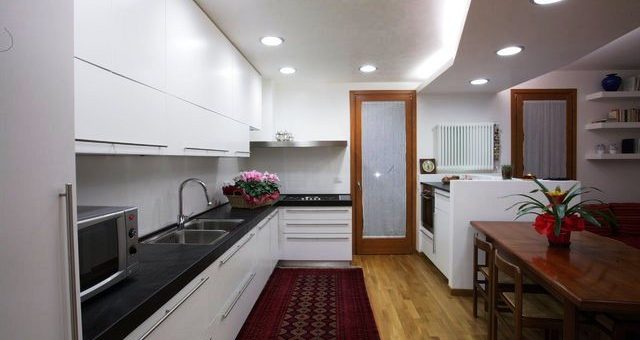 Потолок на кухне варианты фото – Варианты дизайна потолка на кухне с фото — Советы по выбору материалов