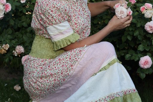 Прованс розы стиль – Платье «Яблоня и розы» в стиле прованс, кантри стиль, бохо-ст – купить в интернет-магазине на Ярмарке Мастеров с доставкой — 4ELZJRU