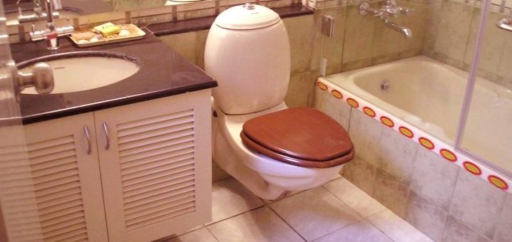 Размер стандартной раковины – стандартные габариты умывальника для ванной комнаты, маленькие и модели необычно формы, ширина 80 и 120 см, глубина 40 и 50 см