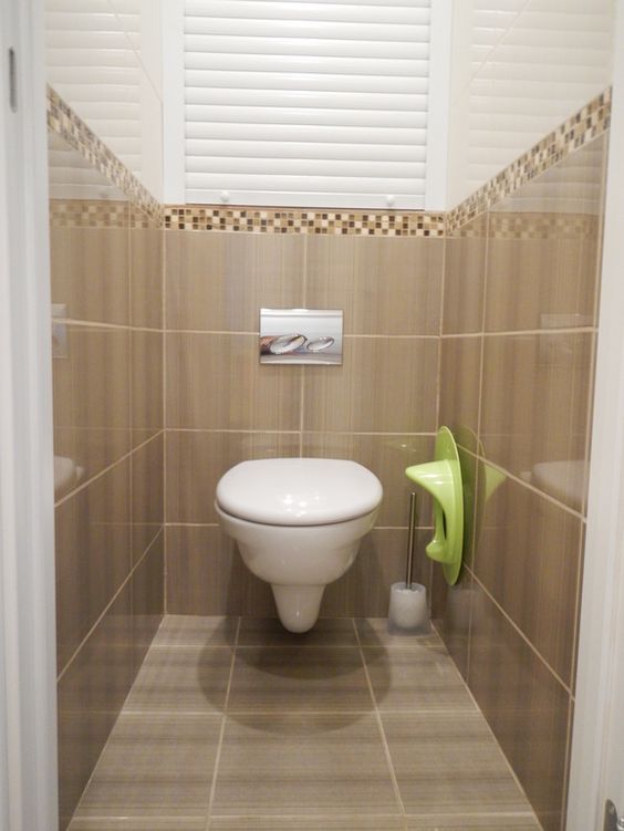 Лучшие отделочные материалы для потолка в туалете: выбираем и ремонтируем