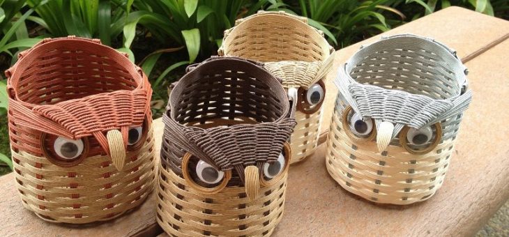 Рукоделие из газетных трубочек – красивые поделки, ручки для корзины, мебель из бумаги, что можно сделать, для новичков пошагово, изделия и схемы