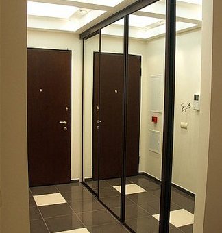 Шкаф купе в узкую прихожую фото