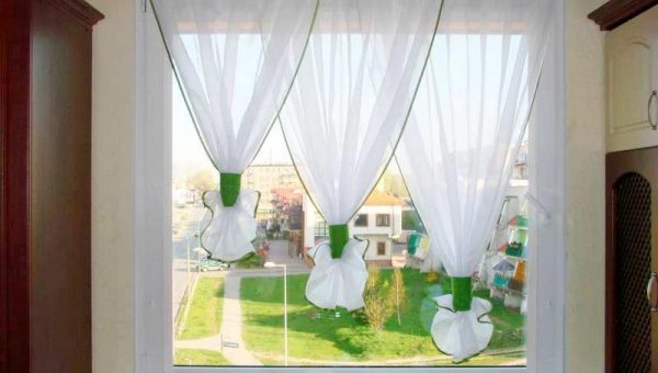 Шторы на кухню на люверсах фото короткие – занавески для кухни, тюль своими руками, дизайн кухонных штор, современные новинки 2018, выкройки штор на люверсах видео