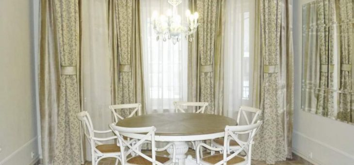 Шторы в классическом интерьере фото